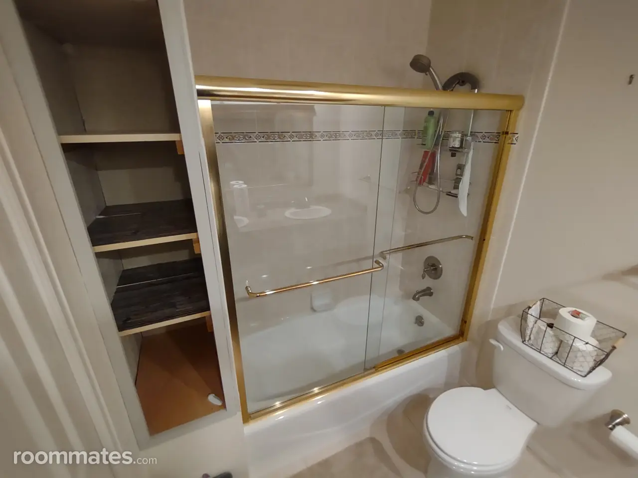 Profile photo 6 of 11