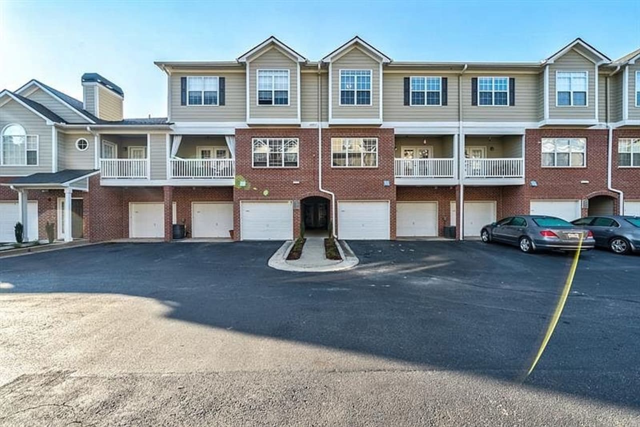 Profile photo 5 of 8