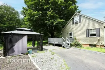Room for rent in Plainfield, CT $1200, house