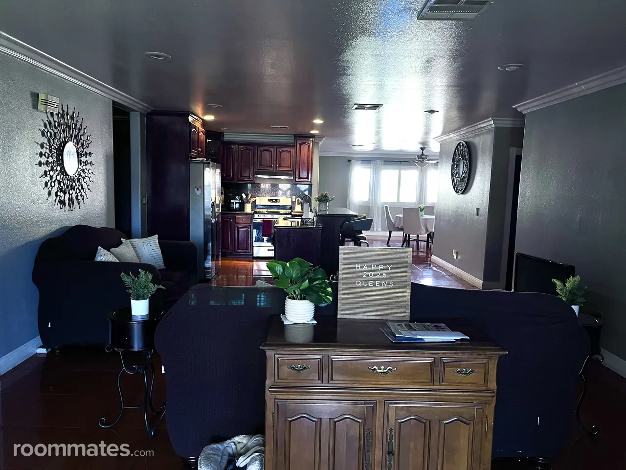 Profile photo 4 of 12