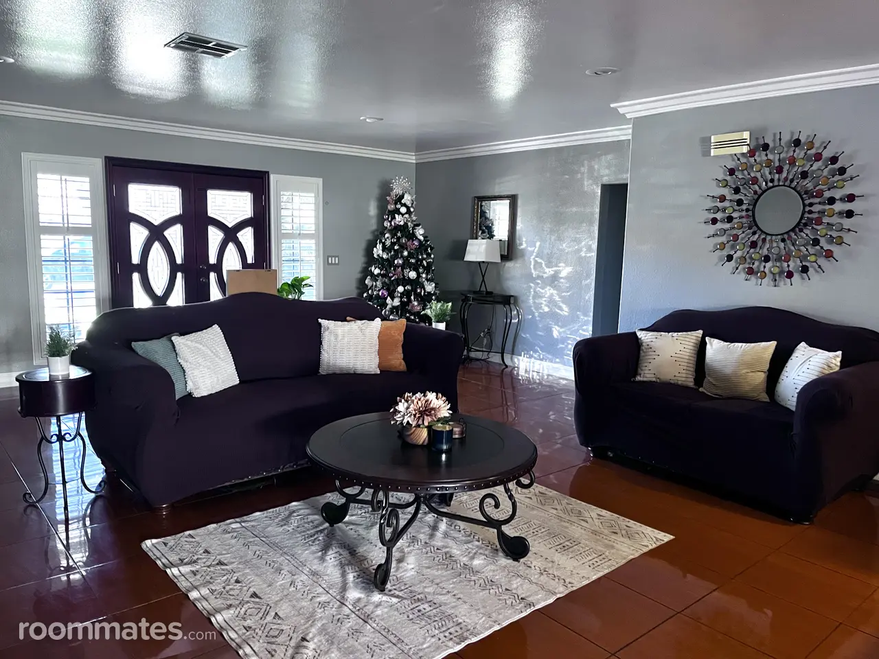 Profile photo 7 of 12