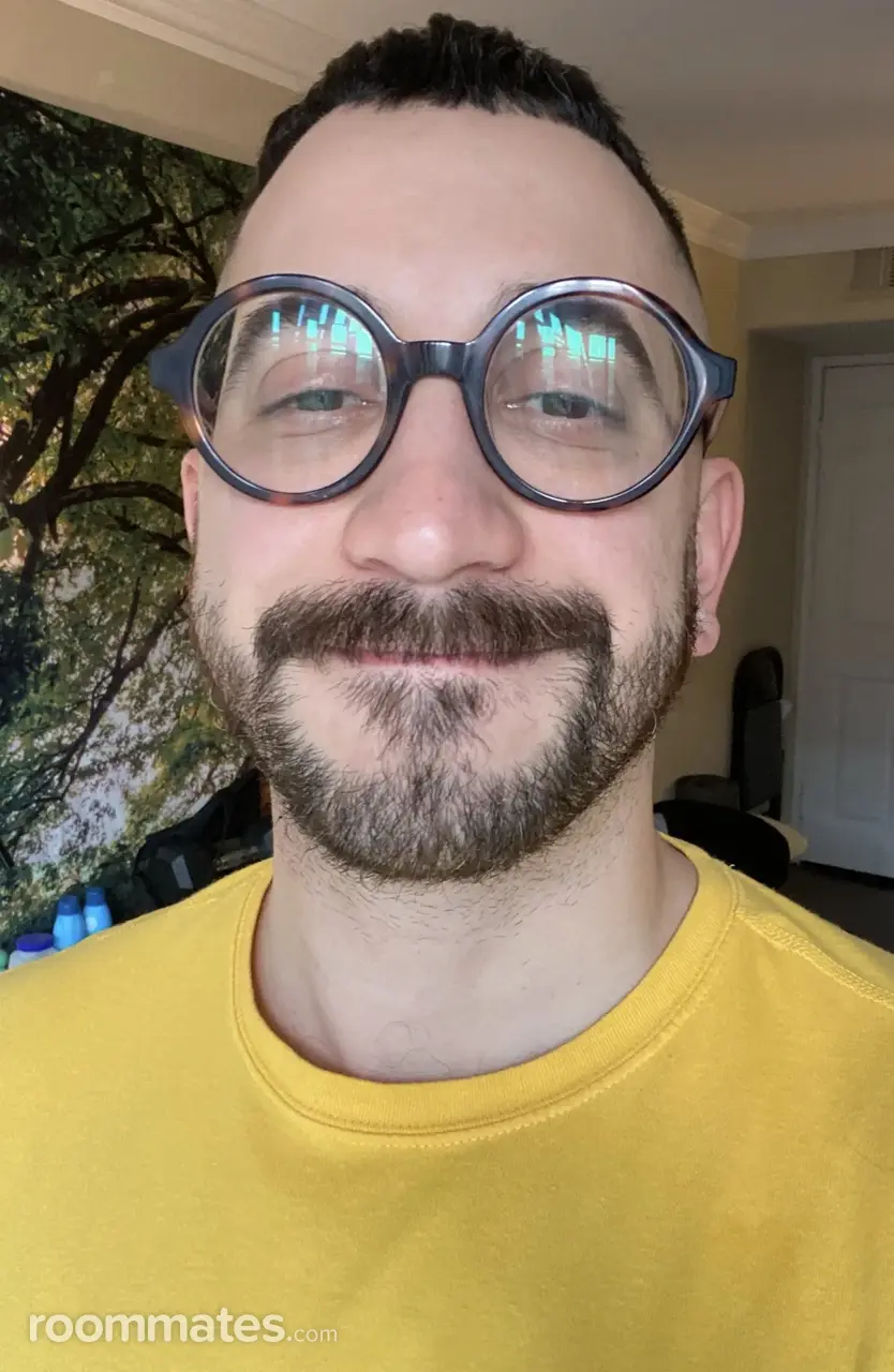 Profile photo 11 of 12