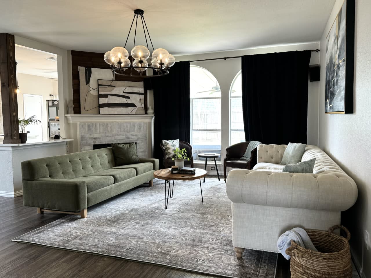 Profile photo 3 of 10