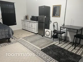 Room for rent in Mount Prospect, IL $1000, house