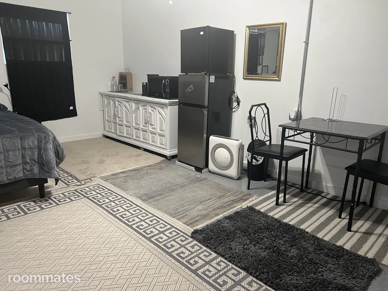 Profile photo 3 of 7