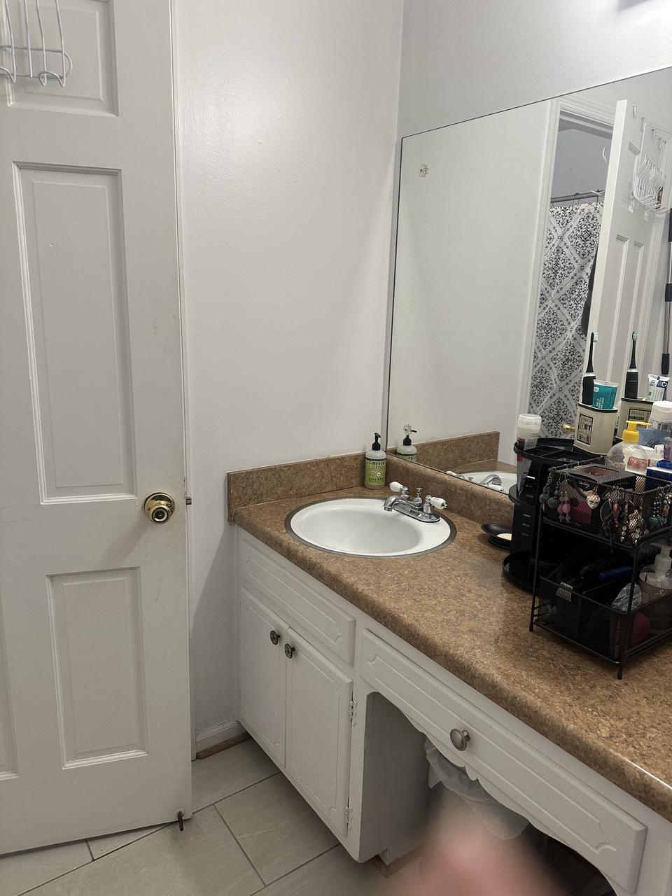 Profile photo 8 of 17