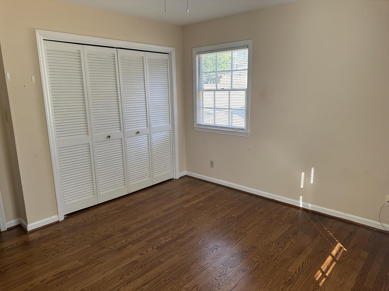 Profile photo 6 of 17