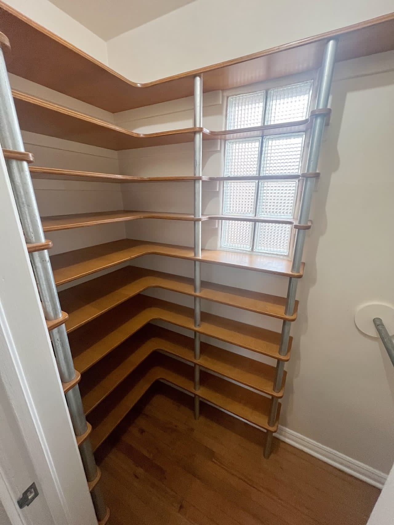 Profile photo 17 of 21