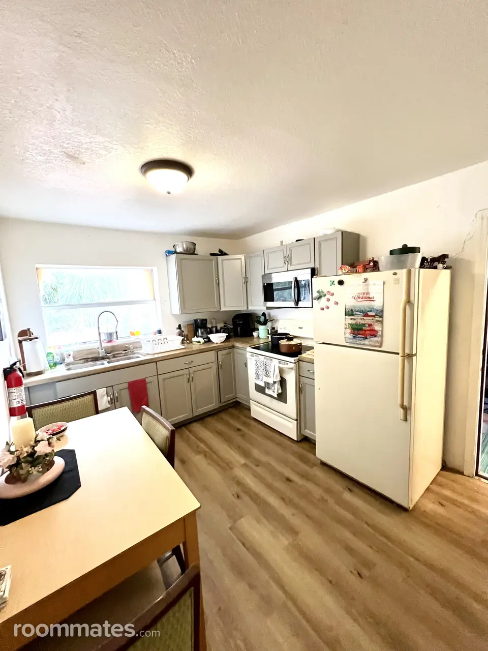 Profile photo 9 of 10