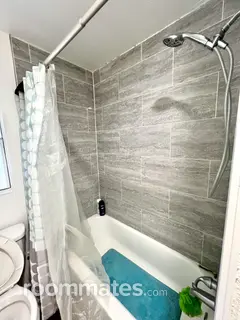 Room for rent in Spring Hill, FL $700, house