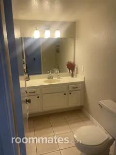 Room for rent in Pomona, CA $1100, townhouse