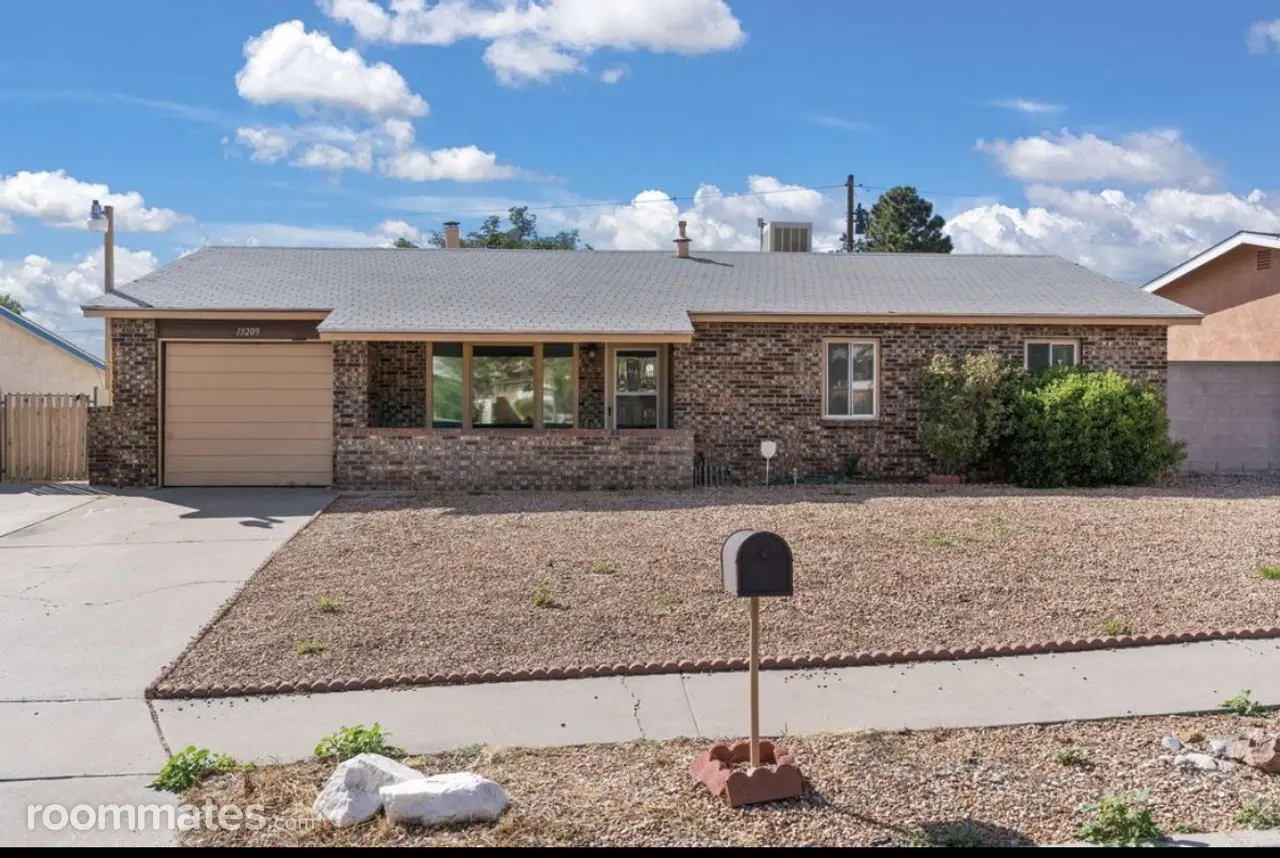 Profile photo 1 of 6