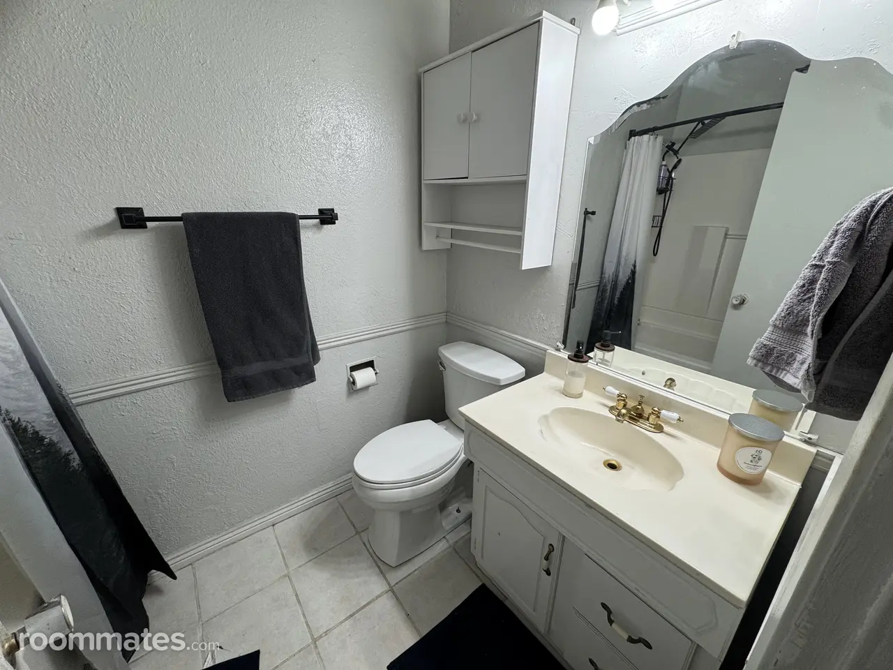 Profile photo 4 of 6