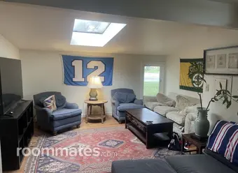 Room for rent in Bellevue, WA $1200, house