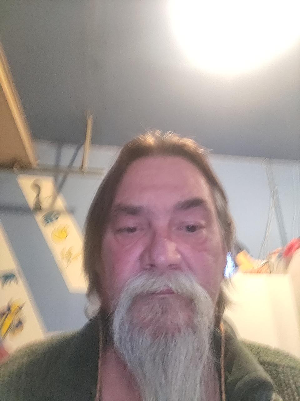 Profile photo 6 of 6
