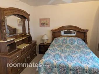 Room for rent in Naples, FL $600, house