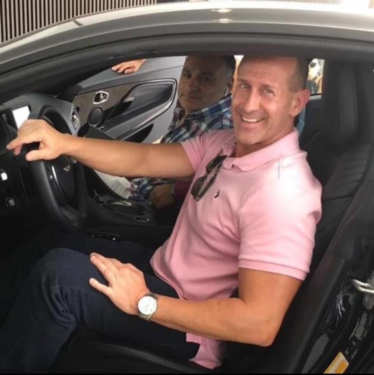 Profile photo 1 of 1