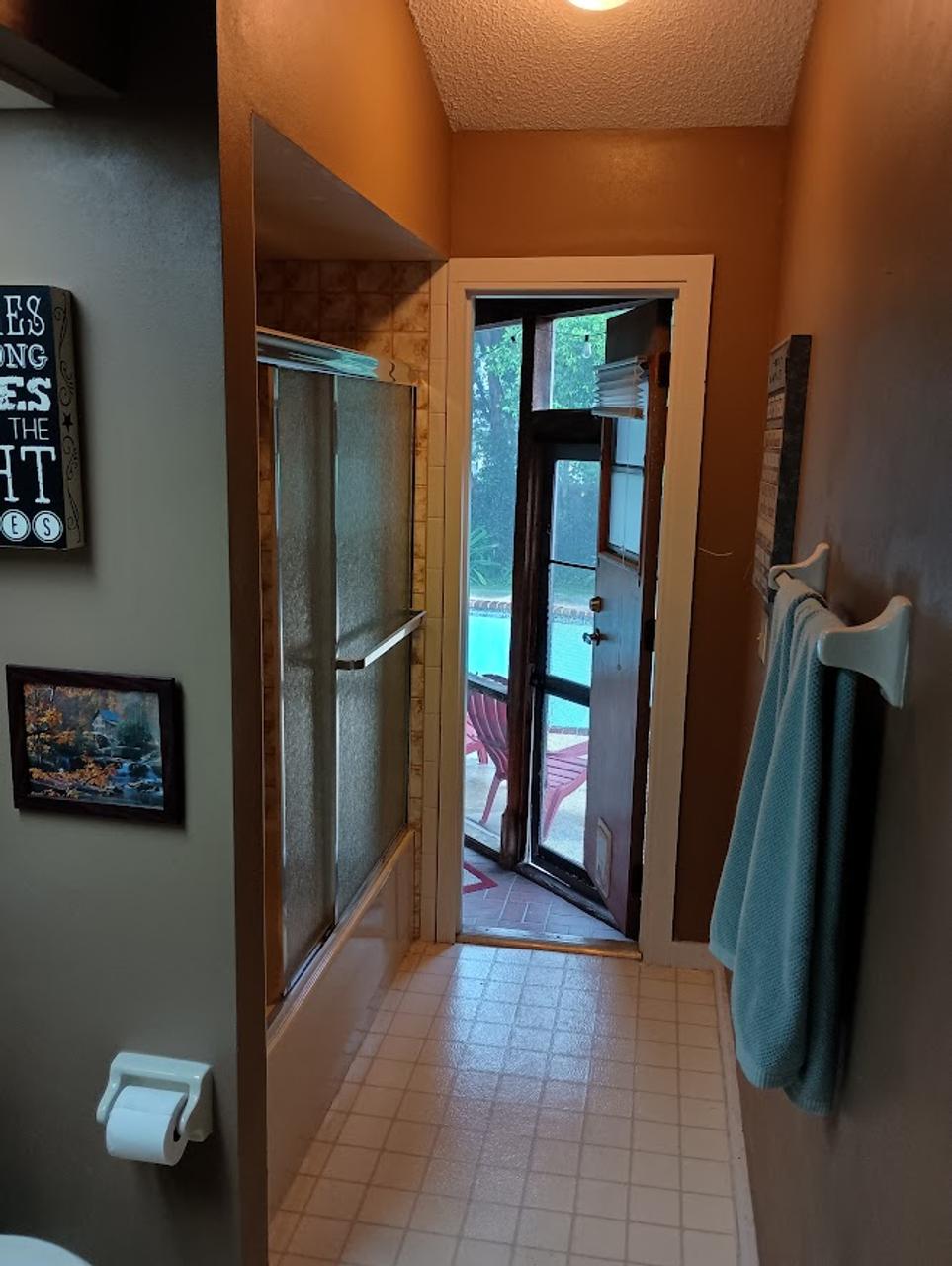 Profile photo 6 of 10