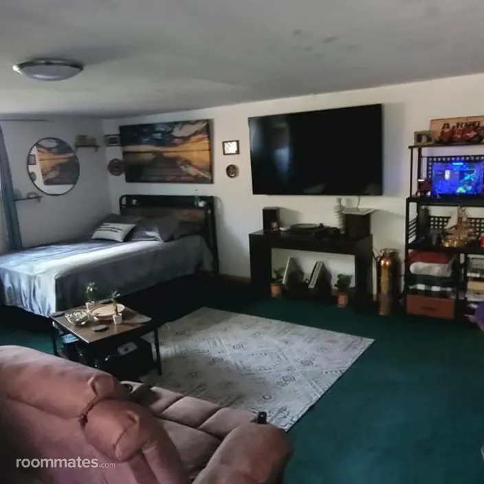 Room for rent in Philadelphia, PA $1200, house