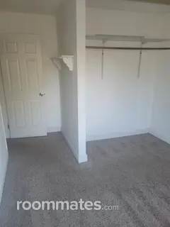 Room for rent in Vacaville, CA $1100, house