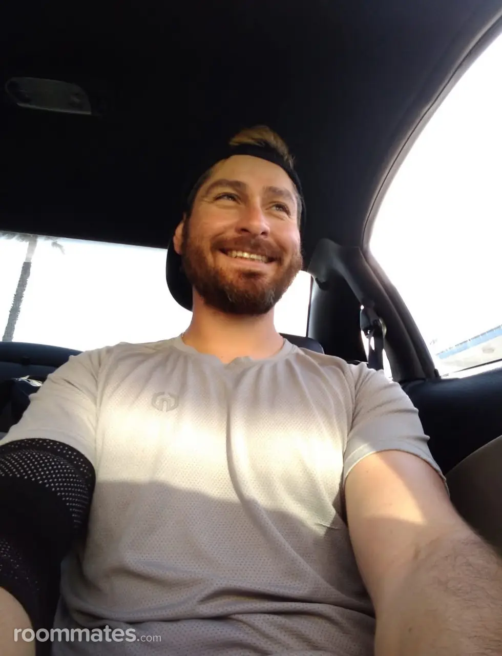 Profile photo 1 of 1