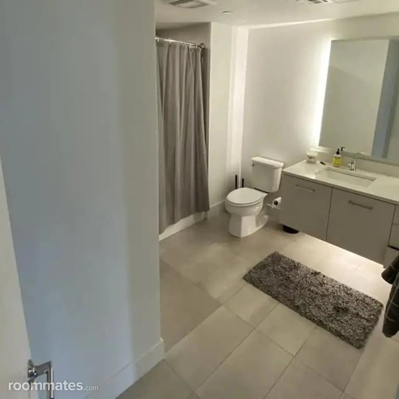 Profile photo 6 of 8