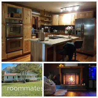 Room for rent in Huntersville, NC $1000, house