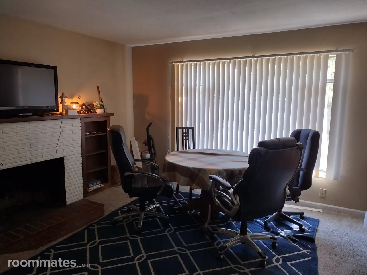 Profile photo 3 of 4