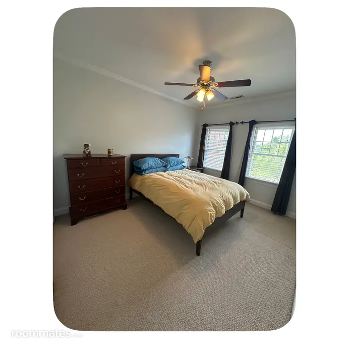 Room for rent in Charlotte, NC $900, townhouse