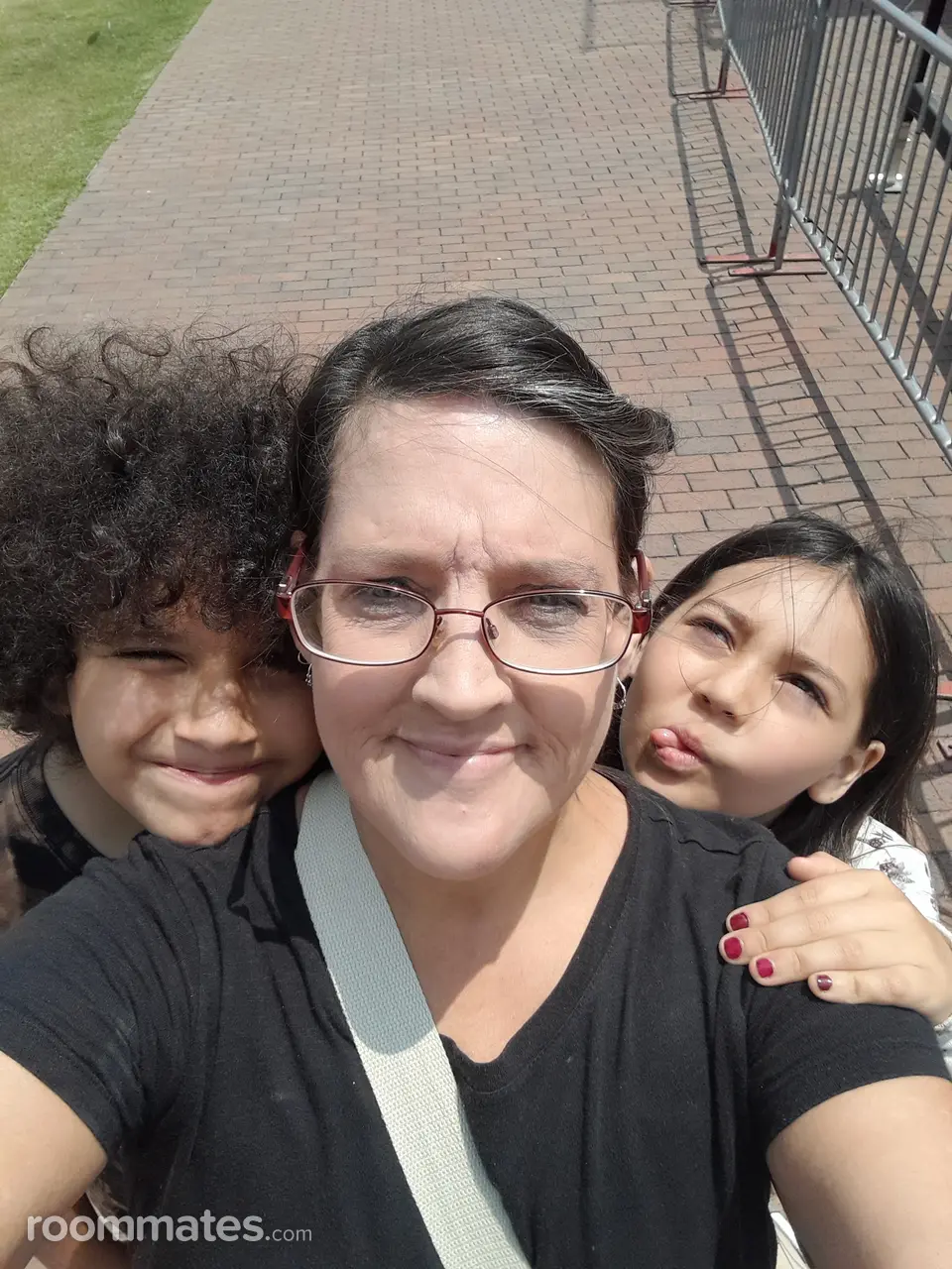 Profile photo 4 of 4