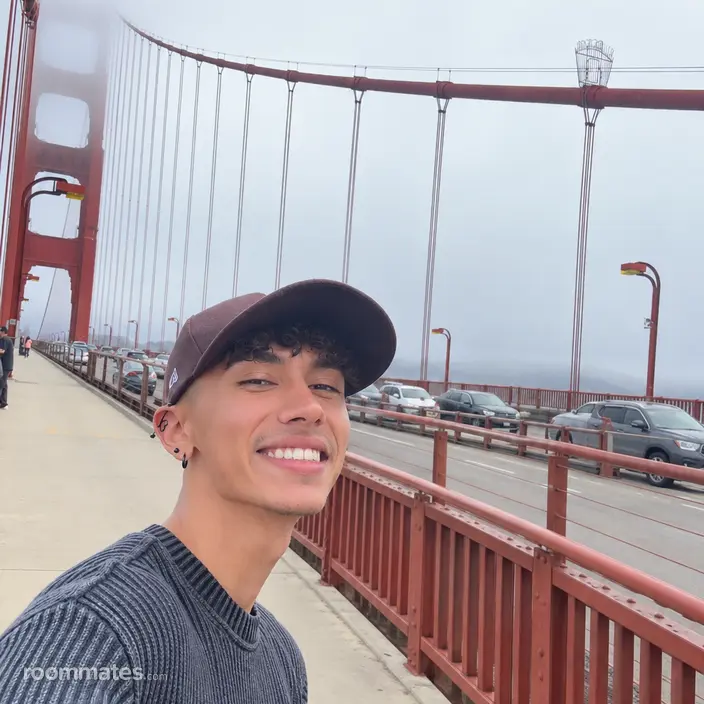 Roommate looking Tustin, CA, $1000