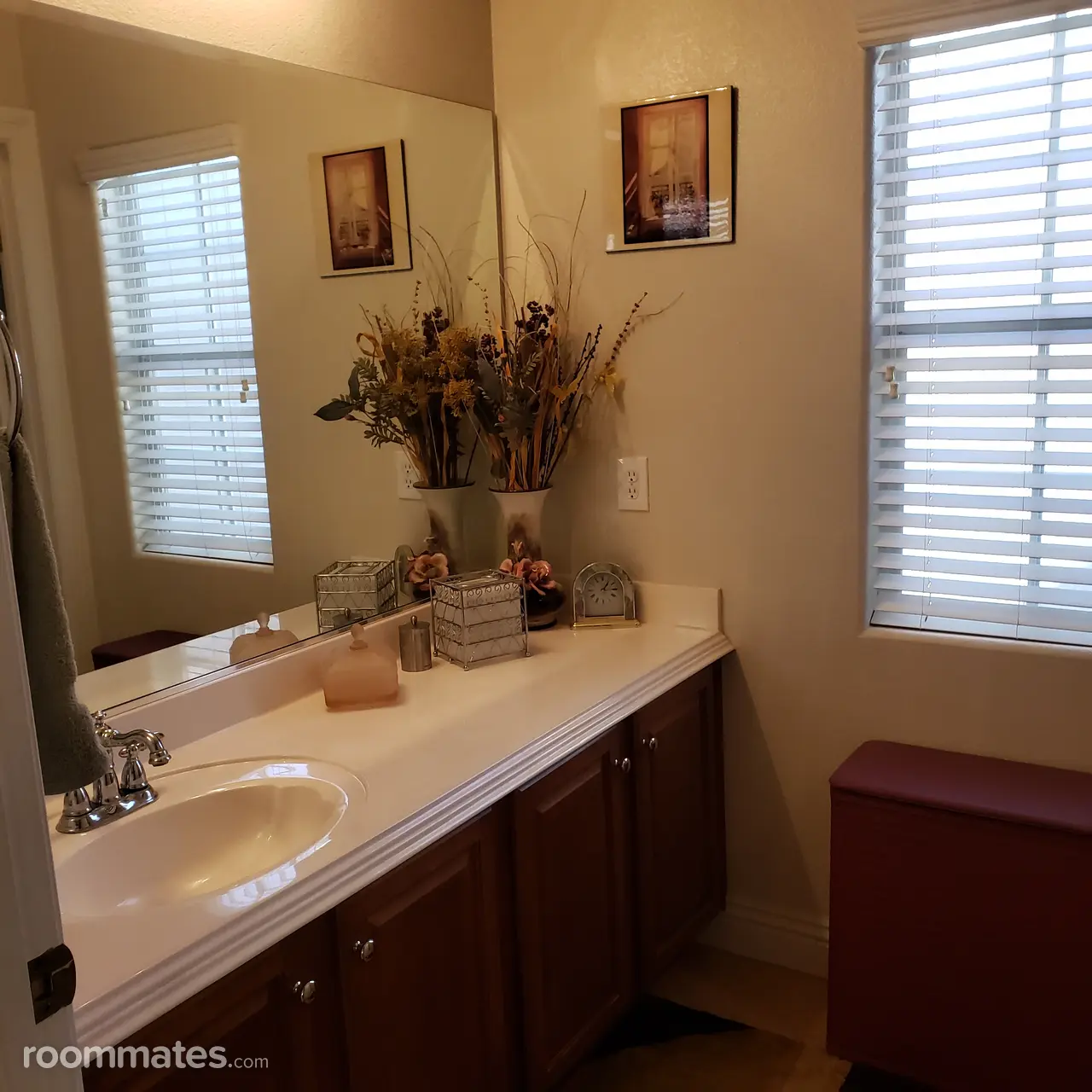 Profile photo 4 of 12