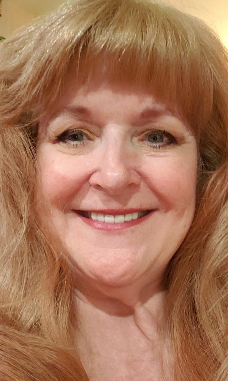 Profile photo 11 of 12