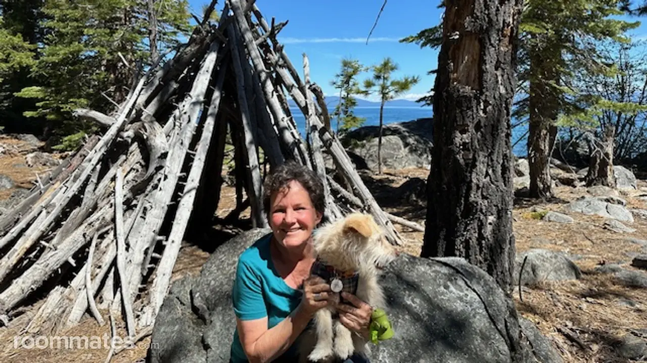 Profile photo 12 of 13