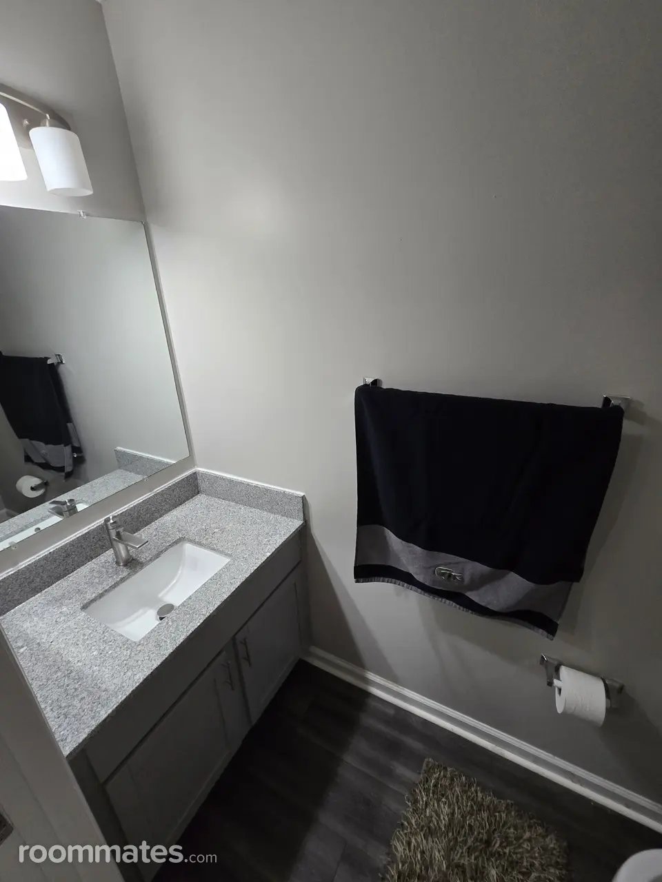 Profile photo 5 of 13