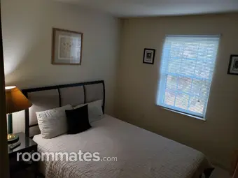 Room for rent in Centreville, VA $1100, townhouse