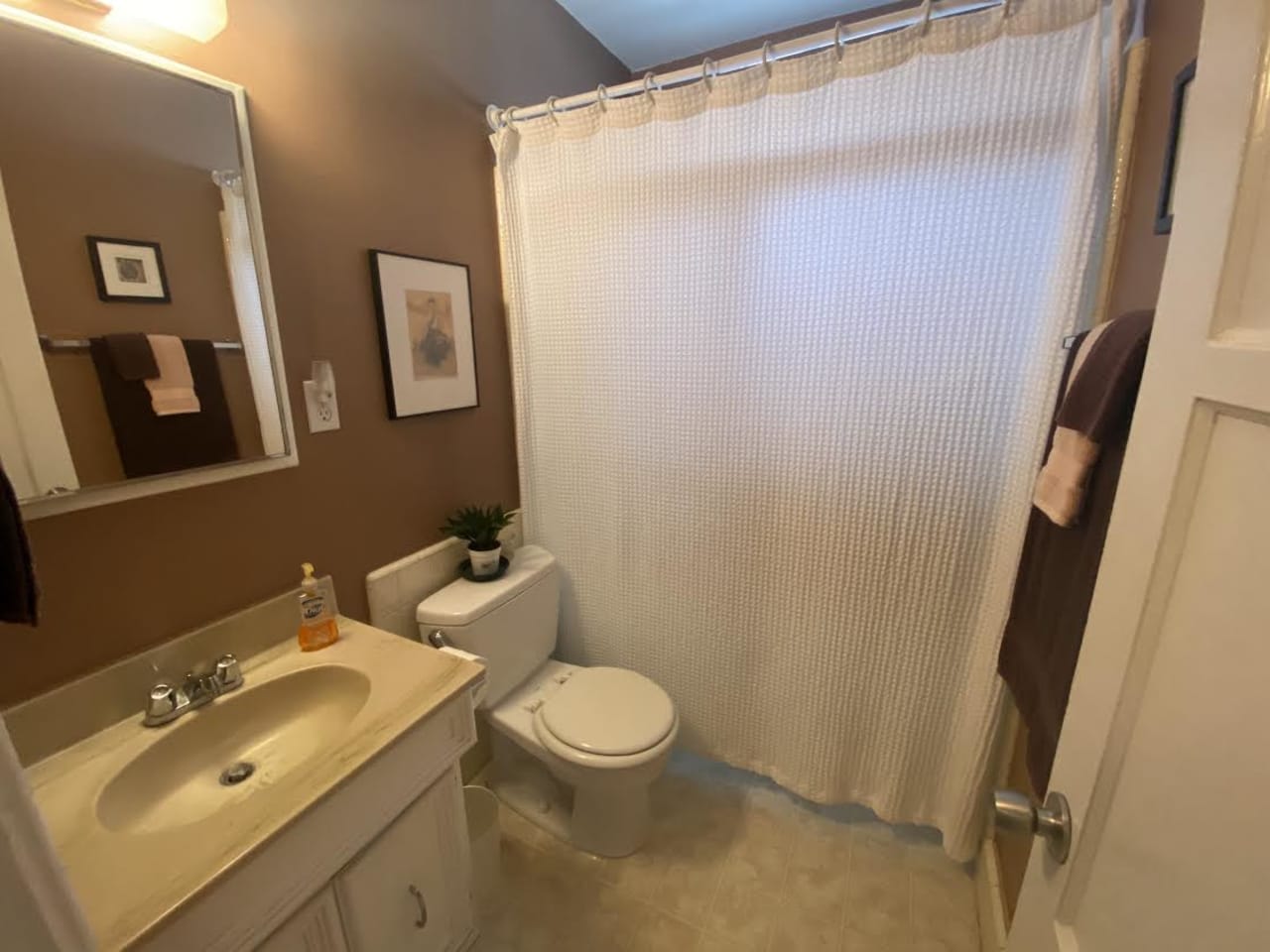 Profile photo 6 of 9