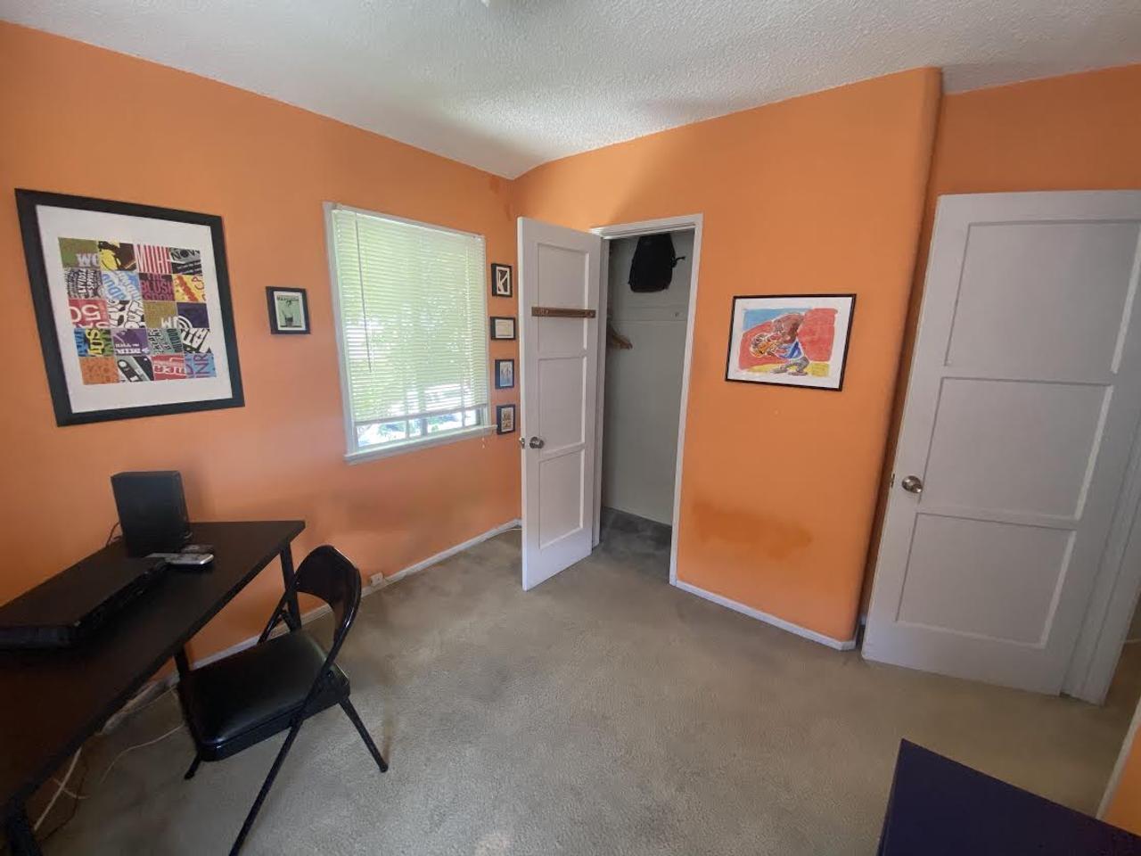 Profile photo 9 of 9