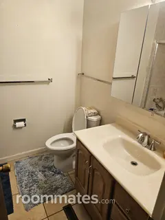 Room for rent in Colorado Springs, CO $660, house