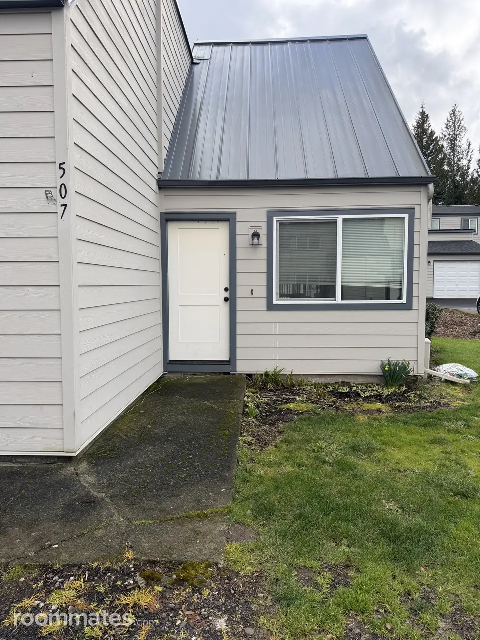 Profile photo 1 of 2