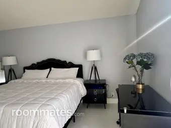 Room for rent in Boynton Beach, FL $1899, house