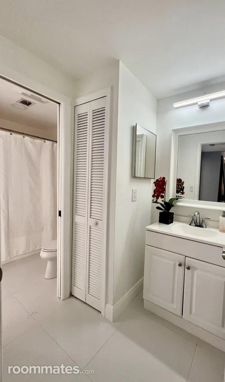 Profile photo 8 of 15