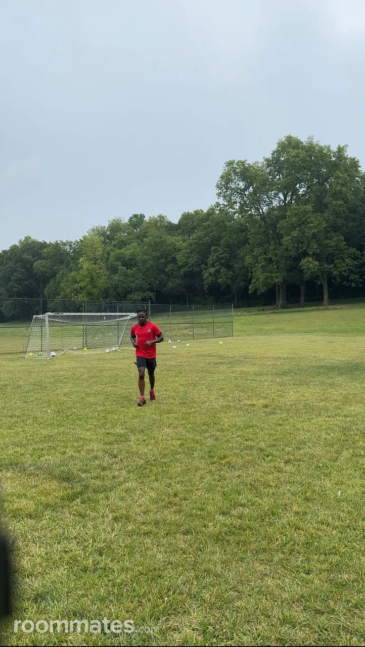 Profile photo 7 of 9