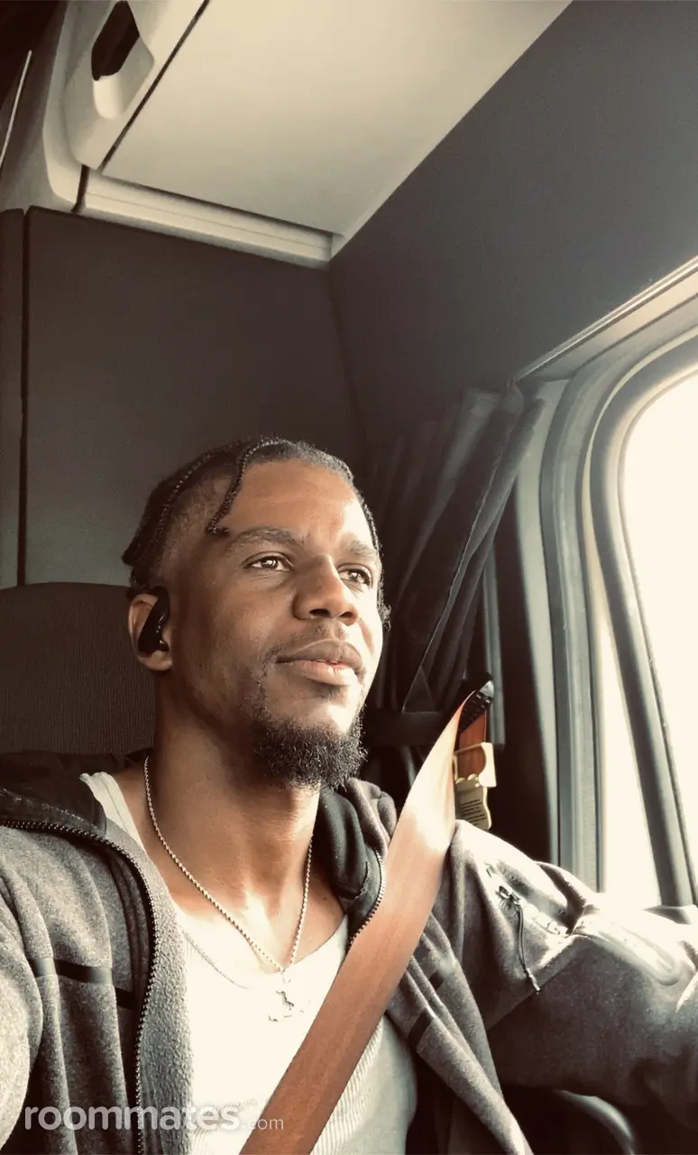 Profile photo 1 of 1