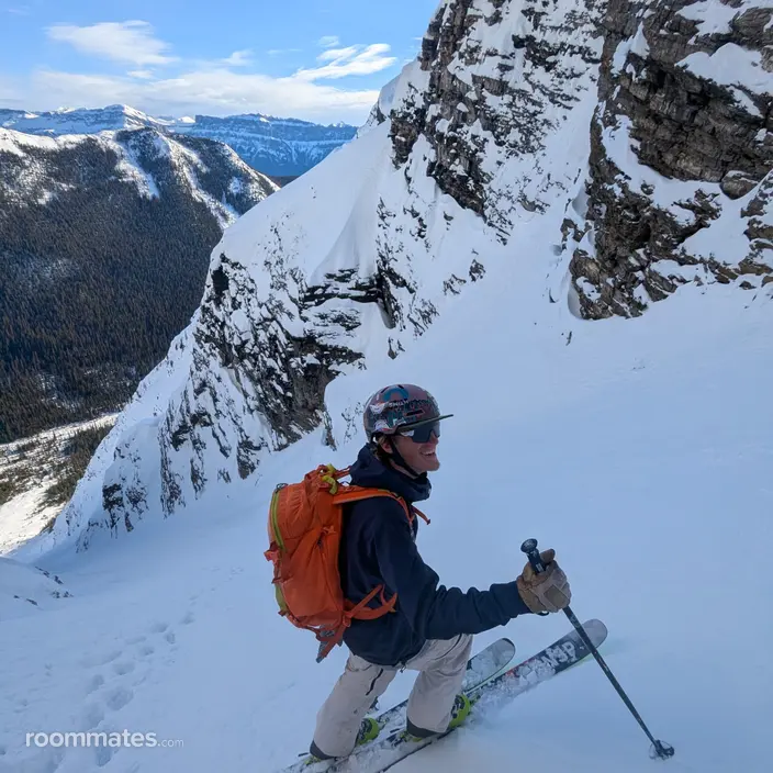 Roommate looking Eden, UT, $1000