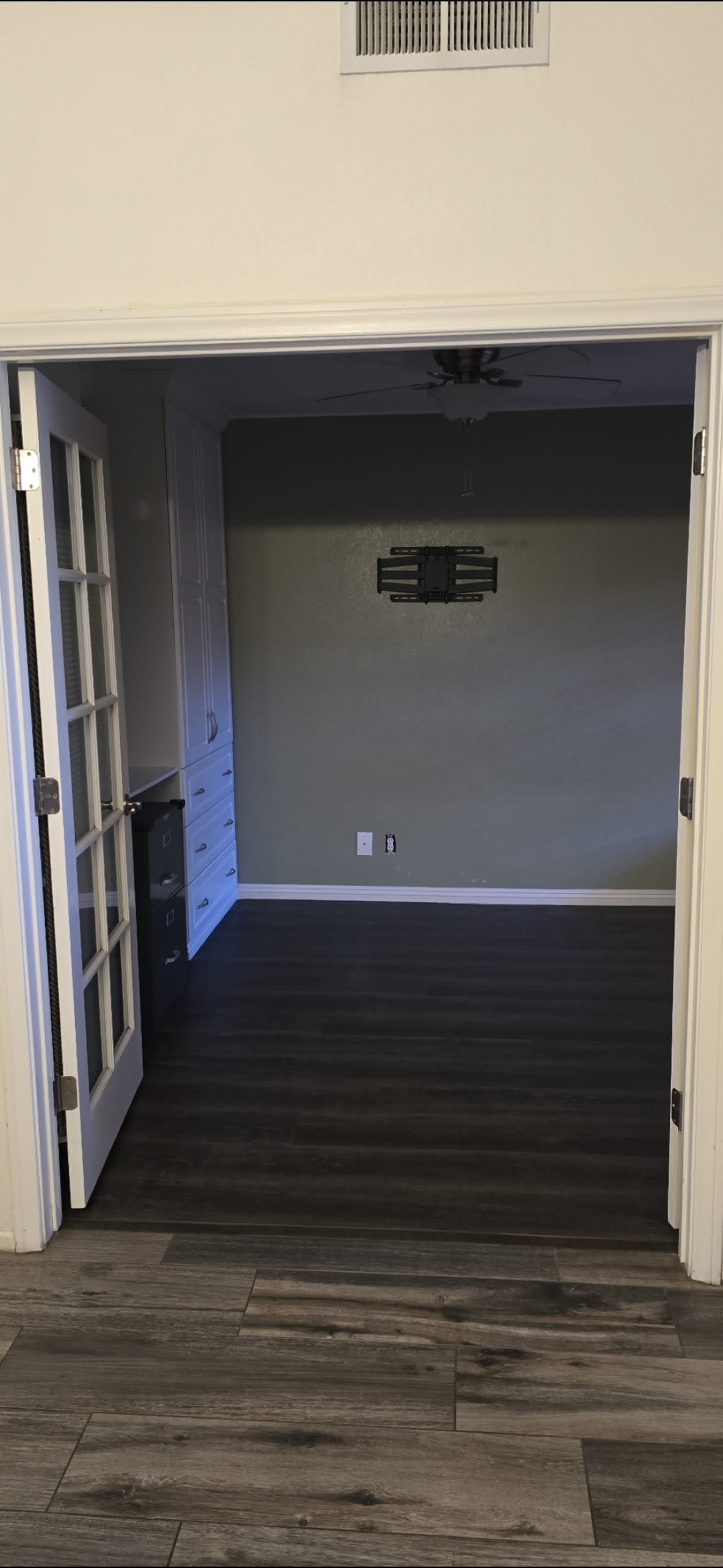 Profile photo 6 of 7