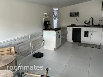 Room for rent in Melbourne, FL $1250, house