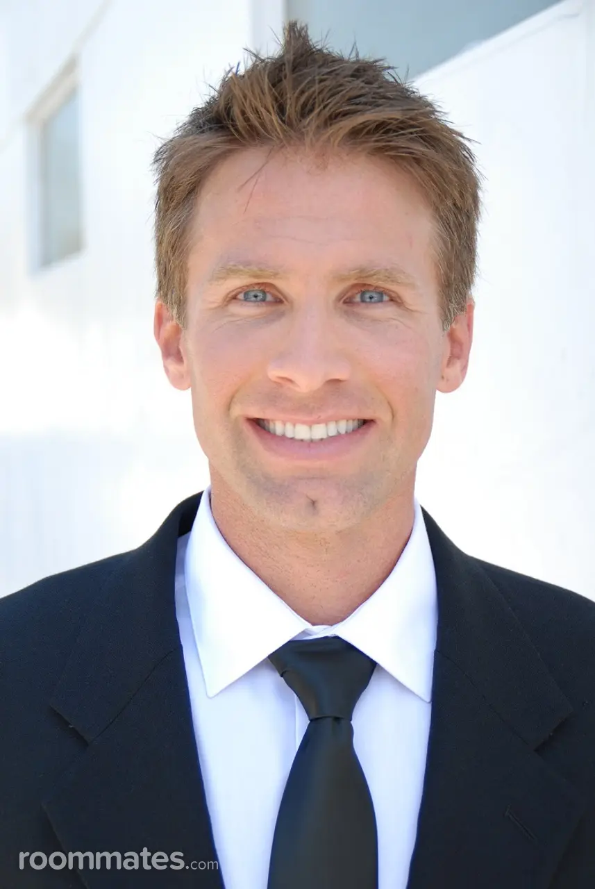 Profile photo 1 of 1