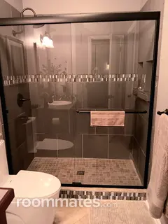 Room for rent in Raleigh, NC $800, house