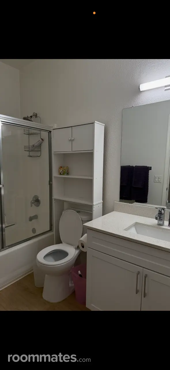 Profile photo 4 of 7